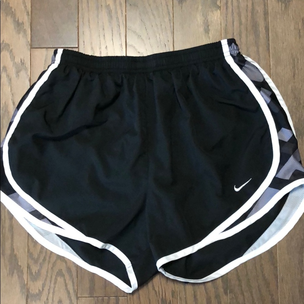 Nike Fit-Dri Running Shorts - Medium